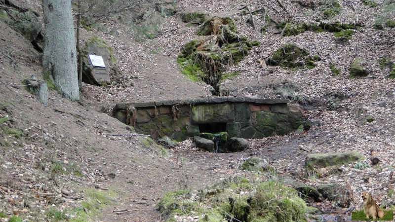 Ritterstein Nr. 277-3 Isenach-Ursprung.JPG - Ritterstein Nr.277 Isenach-Ursprung